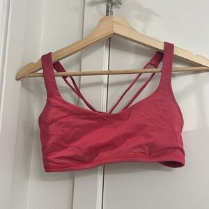 LULULEMON - FREE TO BE - SIZE 6